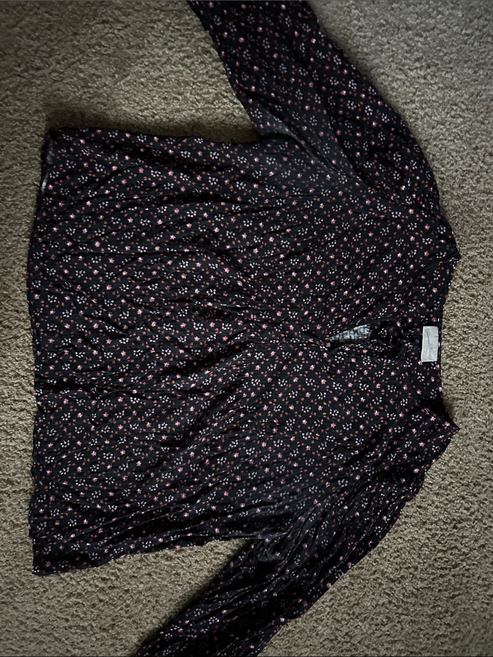 Universal Thread Black Top with Pink and White Floral Print